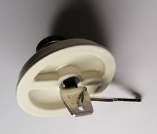 This locking petrol - is, cap