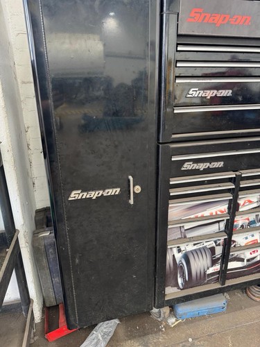 Snap side locker - snap,