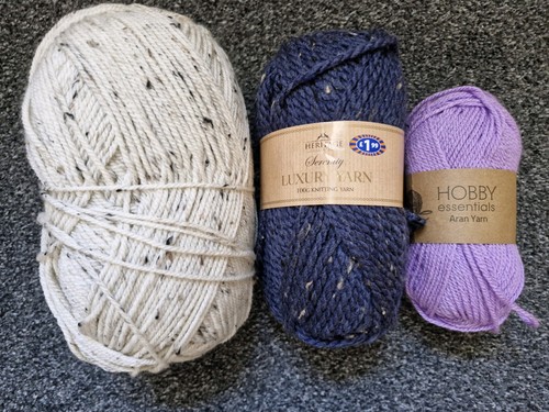Balls aran yarn wool - 3, yarn/wool