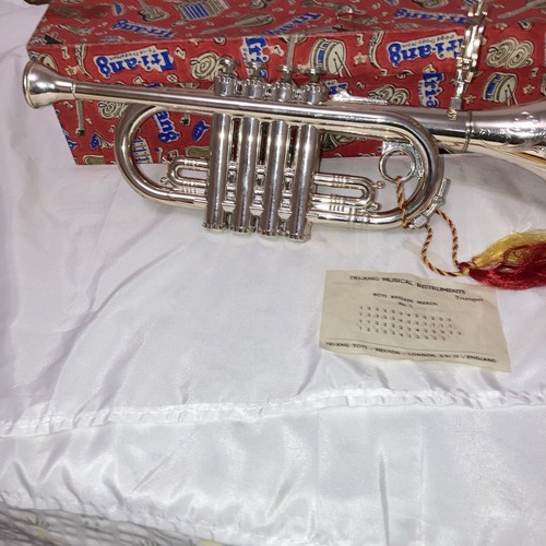 Tri ang trumpet - 1940s, or