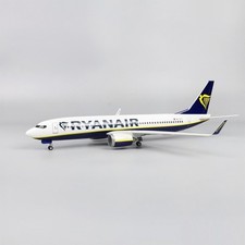 Extra Large Ryanair Boeing 737