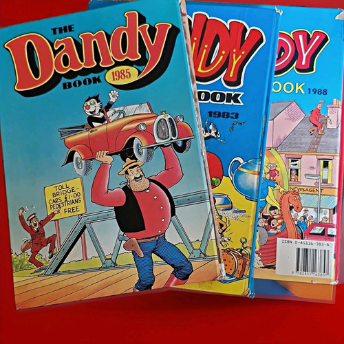 The dandy book annuals - book,