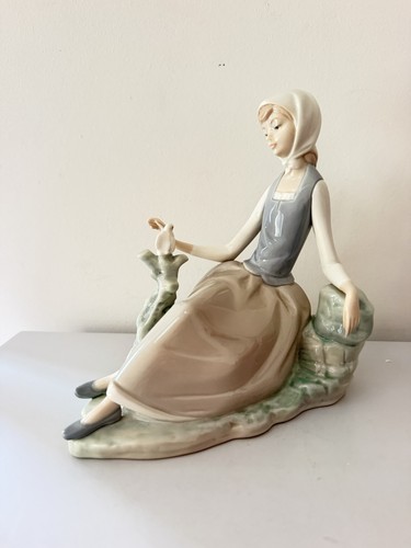 Vintage lladro 4660 girl with - vintage,