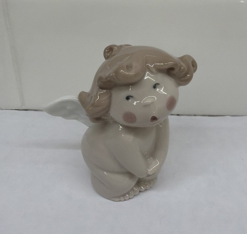 Vintage nao daisa - nao, angel