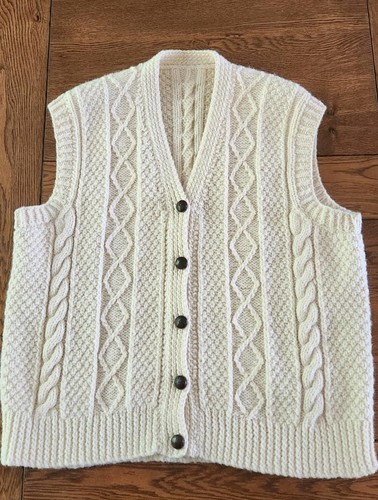 Unworn vintage pure - vintage, wool