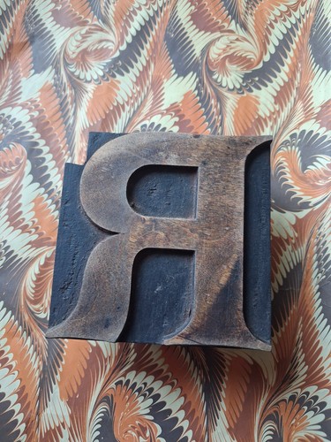 Large wooden letterpress - large,