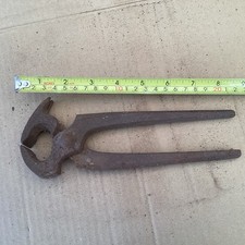 VINTAGE FENCING PLIERS EIGHT
