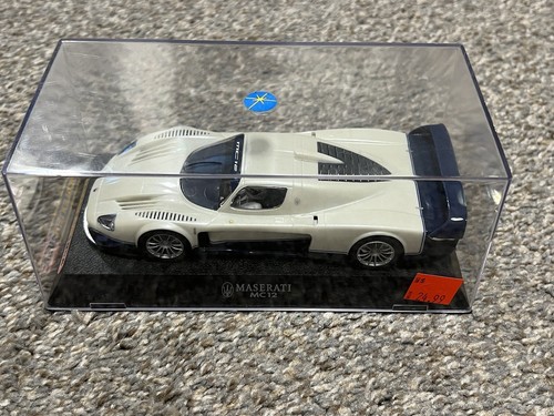 Scalextric maserati mc12 - scalextric, road