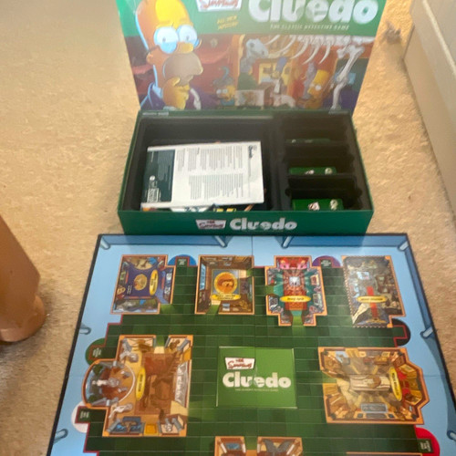 Hasbro cluedo the simpsons - hasbro,