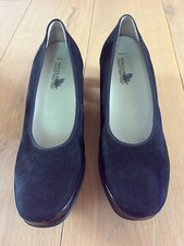 Waldlaufer ladies black suede