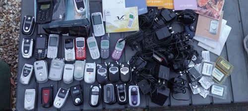 Motorola phones massive job - motorola,