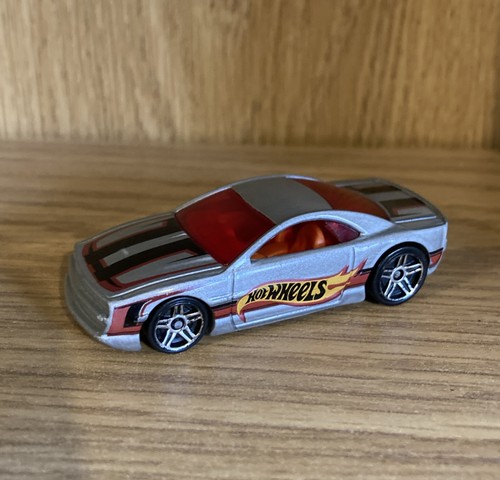 Hot wheels muscle tone silver - muscle,