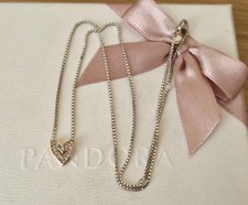 Pandora Sparkling Freehand