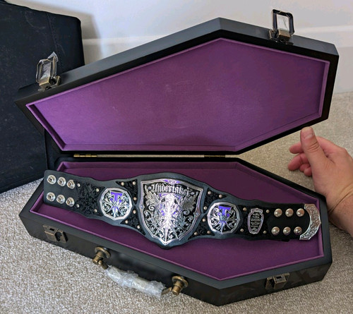 Wwe undertaker legacy - undertaker, mini