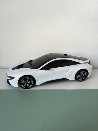Rastar bmw model remote - i8,