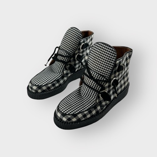 Underground men creeper - underground,