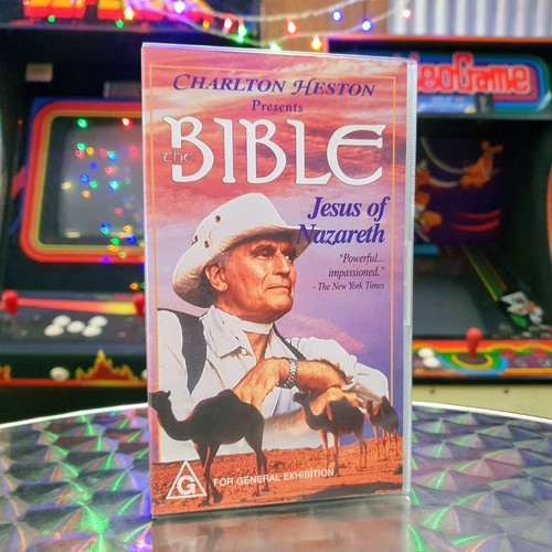 Charlton heston presents - heston,