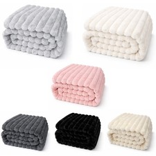 Luxury Ribbed Plush Throw