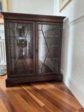 Mahogany Antique Display Case Lockable Cupboard & KEY adjustable Shelves 