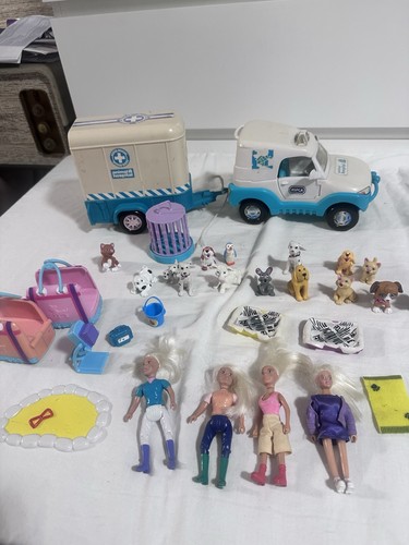 Animal hospital toys joblot - hospital, 30