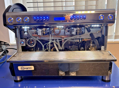 Magrini life latte - magrini, art