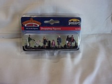 Bachmann Branchline 36-046 - 'Shopping Figures  OO Gauge