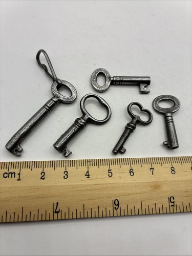 Antique barrel skeleton keys - skeleton,