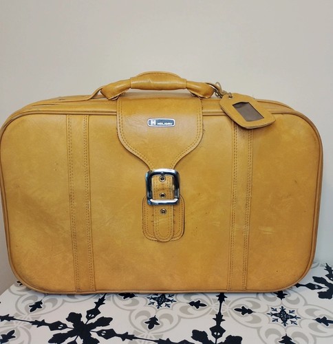 Holiday vintage tan leather - vintage,