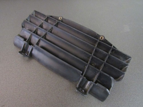 Radiator louvre guard fit - guard, to