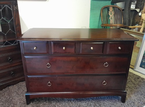 Stag minstrel drawer chest - 6,