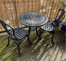 Cast Aluminium Bistro Set 3