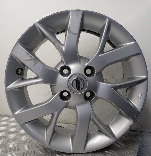 Nissan note silver alloy - nissan,