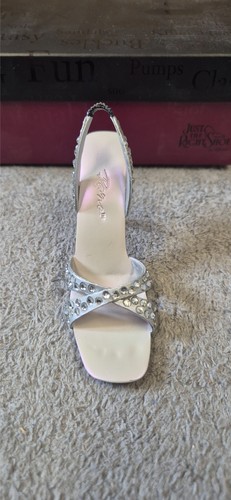 Just the right shoe - just, "dazzle"