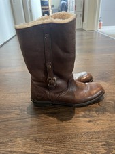 Brown Ugg boots, lined with