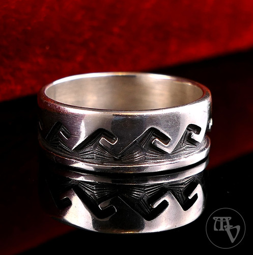 Band ring silver ring