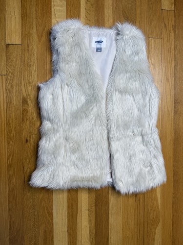 Old navy fuzzy - fuzzy, vest