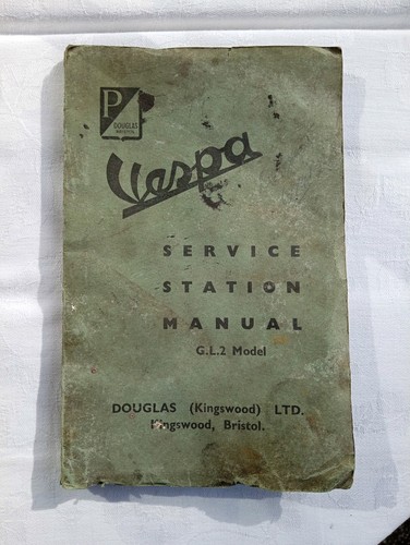 Vespa service station manual - service,