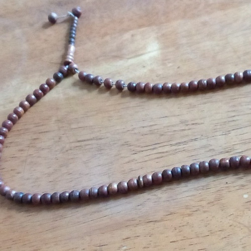 Brown wooden beaded necklace - wooden,