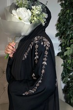 Rida Abaya -Elegant Design for Any Occasion