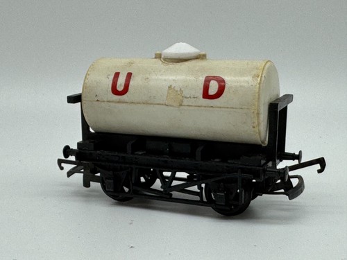 B4780 hornby white milk - hornby, ud
