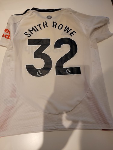 Fulham smith rowe 32 - fc,