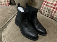 Yours Curve Women's Faux Leather Elasticated Chelsea Boots In size 8 eee wide .