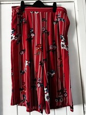 Ladies Cropped Trousers Size