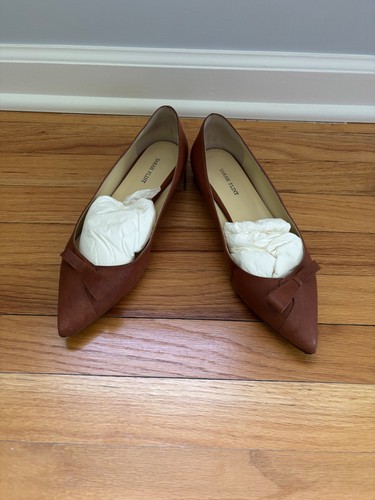 Sarah flint natalie pointed - sarah,
