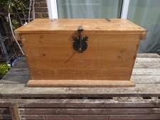 Large old Pine Blanket Box or Storage Box/Ottoman in Good Condition