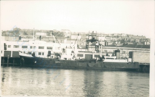 Ulster weaver ship - , photo