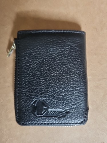 Brand new 100 - brand,