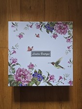 London Boutique 3-Tier