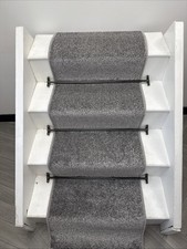 CARPET STAIR RUNNER 16 STEPS 