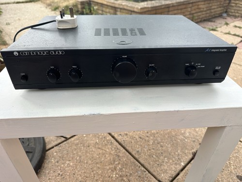 Cambridge audio stereo - a1, v3